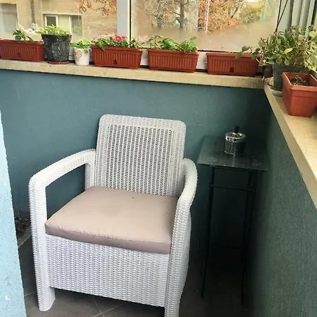 Тристаен Апартамент Варна Apartment *