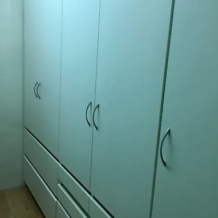 Тристаен Апартамент Варна Apartment Varna