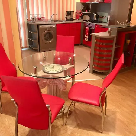 Apartment Тристаен Апартамент Варна Warna