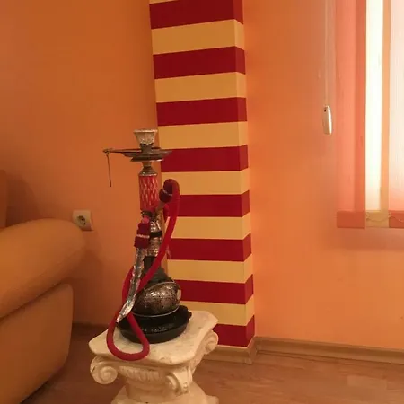 Apartment Тристаен Апартамент Варна Warna
